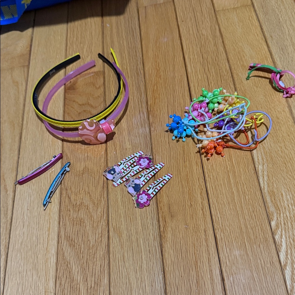 Assorted  Kids   Hair accesories